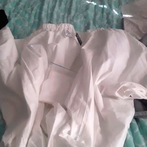 Size one size fit all,white off the shoulder top with matching Belt